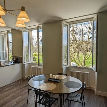 L'appart D'elise Face A La Citadelle Appartement Blaye