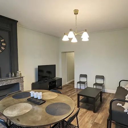 L'appart D'elise Face A La Citadelle Blaye